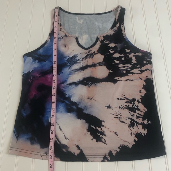 Shein Tie Die Tank Top - Picture 3 of 7